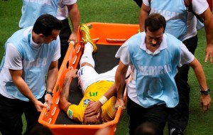 Neymar se queda sin Mundial: Se fracturó la tercera vértebra lumbar