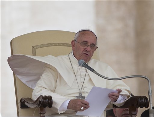 El papa Francisco quiere que se debata “en total libertad” cambios en la familia