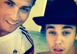 Fotico: Cristiano Ronaldo y Justin Bieber juntos por primera vez (vibra tu hater interno)