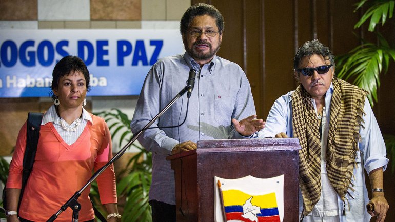 Colombianos opinan que acuerdo de paz debe incluir cárcel para jefes de las Farc