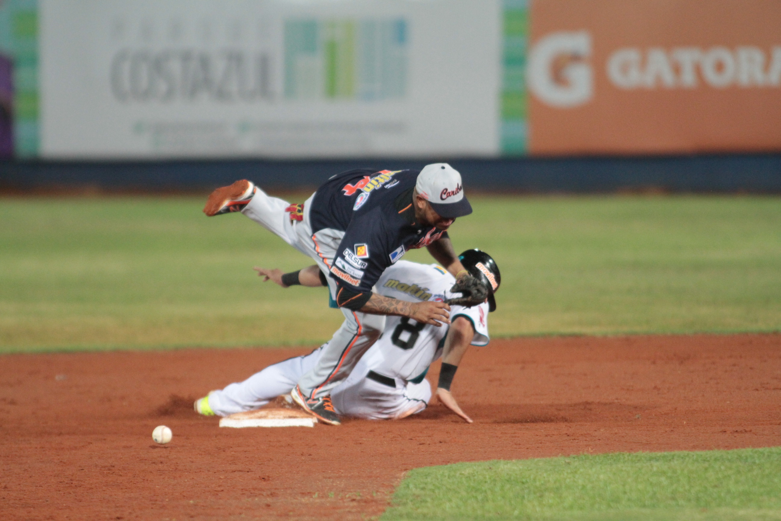 Cardenales, Caribes y Tigres resultaron victoriosos en la LVBP