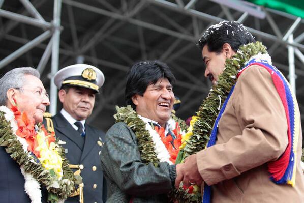 Castrochavismo busca fortalecerse en Bolivia