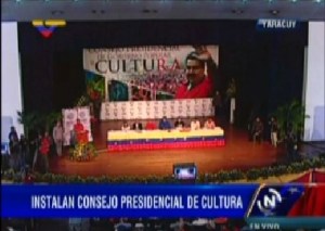Maduro aprueba habilitante para Consejo Presidencial de Cultura