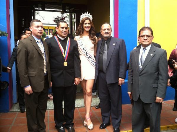 Esto fue lo que dijo Miss Venezuela 2014 en su visita a la Ucsar (Foto)