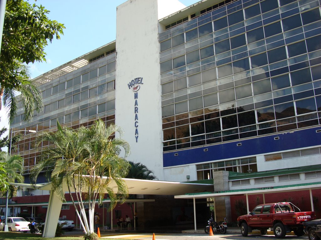 Un muerto y 2 heridos durante una balacera en estacionamiento del Hotel Maracay