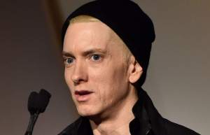 El rapero estadounidense Eminem “confiesa” que es gay