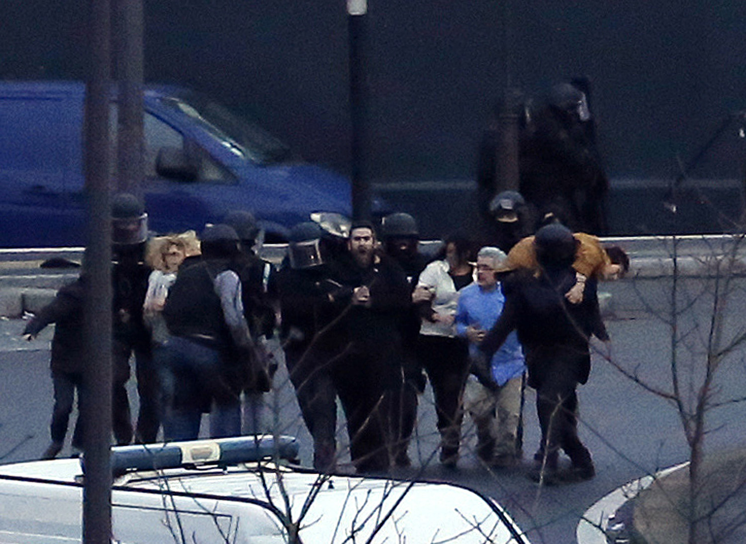 Cinco muertos en la tienda judía de París, entre ellos el secuestrador