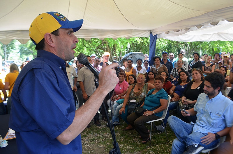 Capriles: Si el pueblo no se hace sentir, el gobierno creerá que acepta la crisis