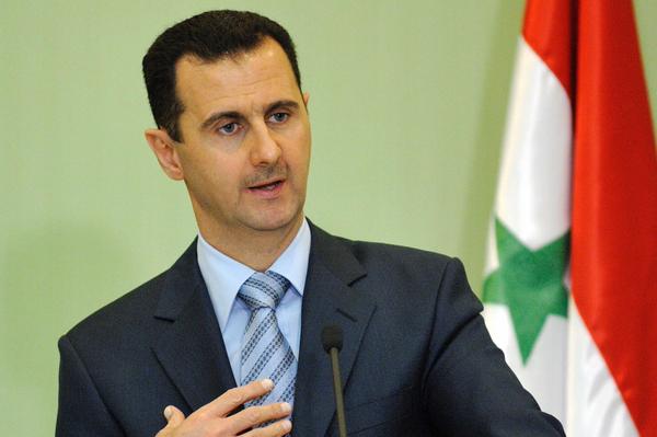 Al Asad aumentó sueldo de empleados de empresas públicas y a militares
