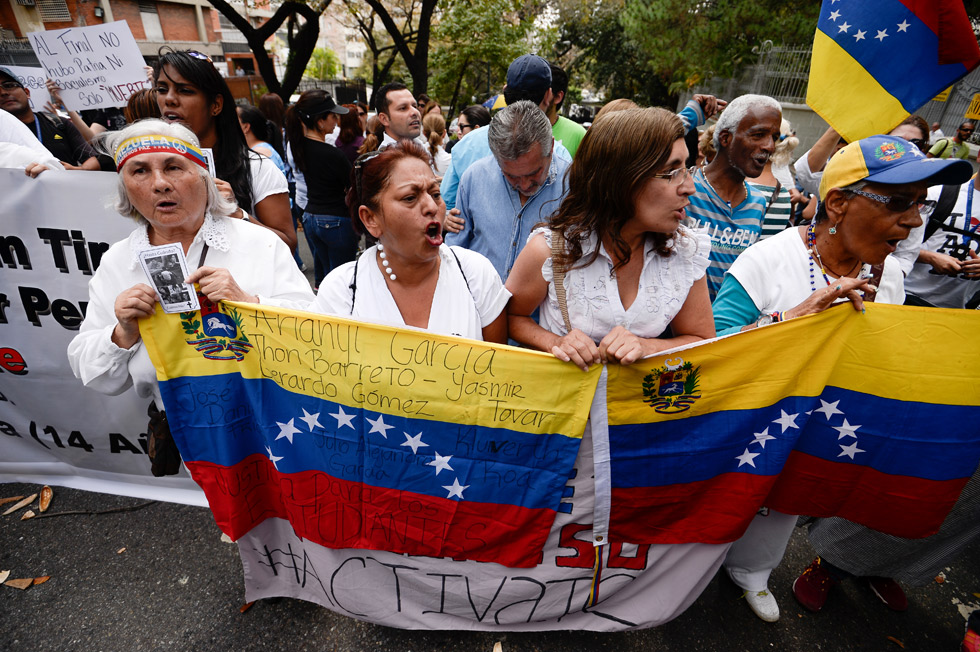 .@ricardo_hausman “Venezuela enfrenta, en el 2016, el año más difícil de su historia”