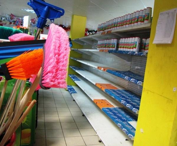 Sin distinción de marca, no se consiguen productos para la limpieza del hogar