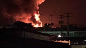 Incendio y explosión en llenadero de gas en Puerto Ordaz (Fotos y video)
