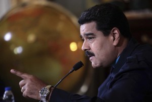 Maduro se reúne con Consejo de Ministros en Miraflores