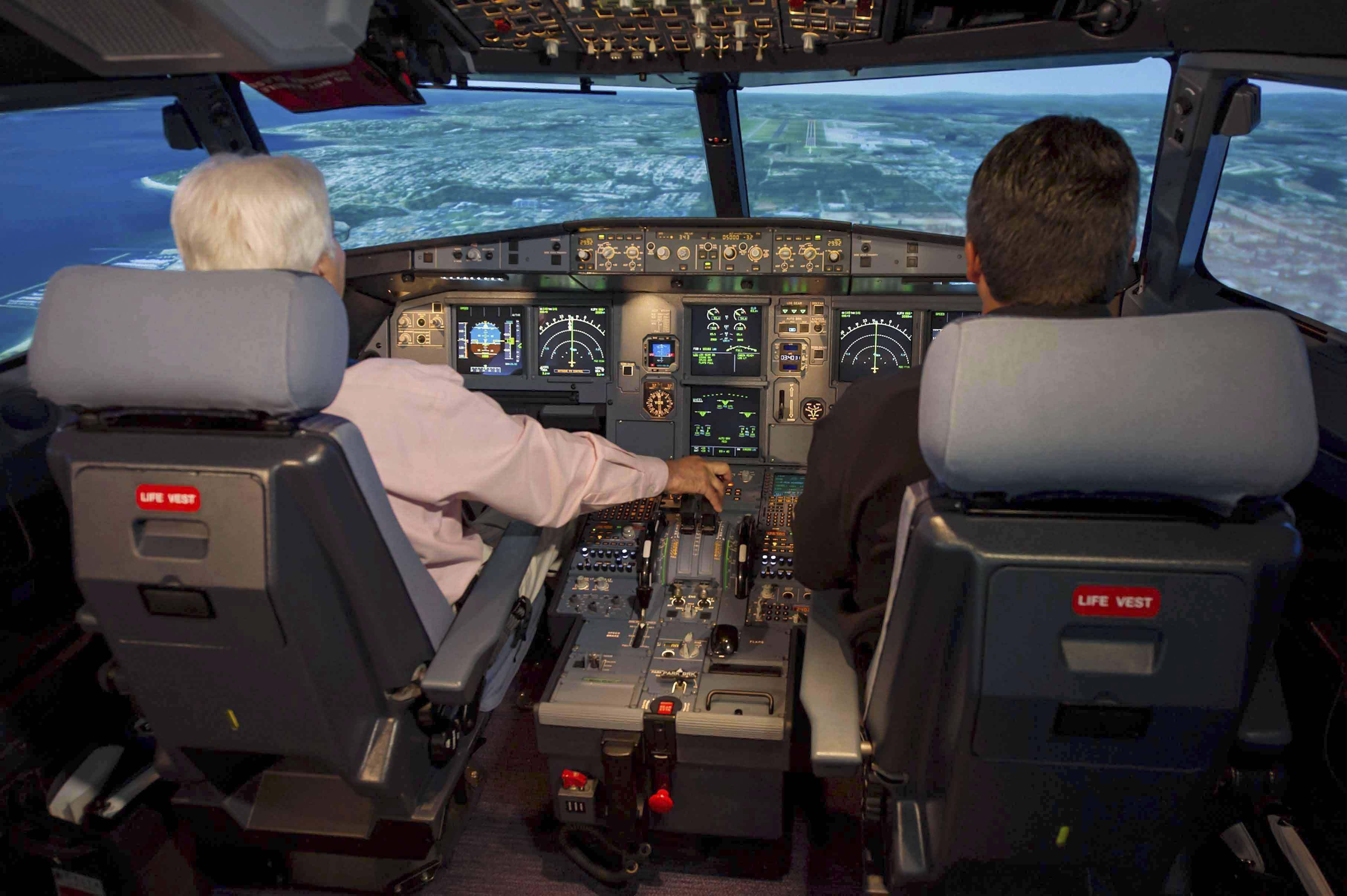 Aerolíneas alemanas adoptan la regla de dos personas en cabina de pilotaje