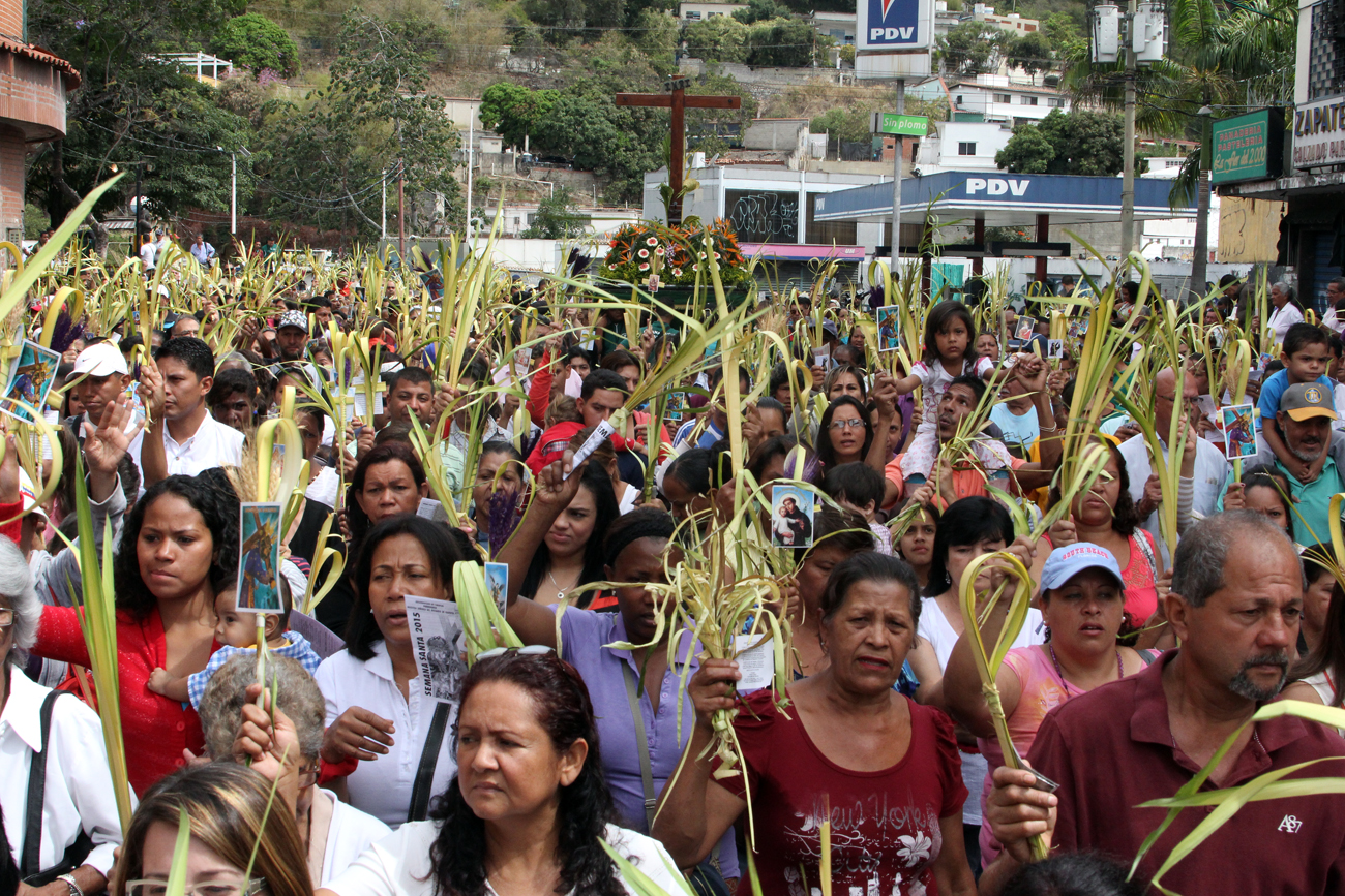 Baruteños celebraron el Domingo de Ramos