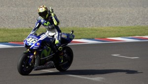 “Il Dottore” Rossi gana en emocionante final el GP de Argentina de MotoGP