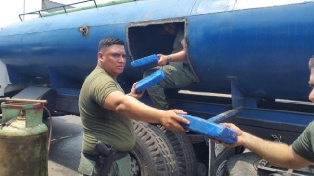 Hallan tonelada de droga en camión cisterna en Maracaibo
