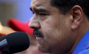 En medio de la crisis, Maduro revive diferendos marítimos con Guyana y Colombia