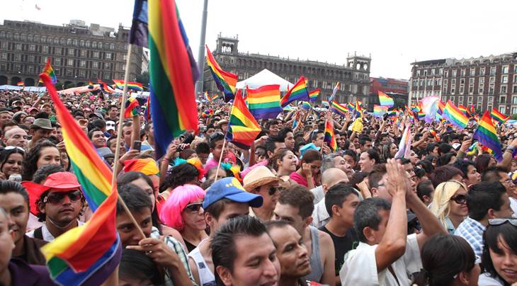 Gobierno colombiano apoya matrimonio y adopción homosexual