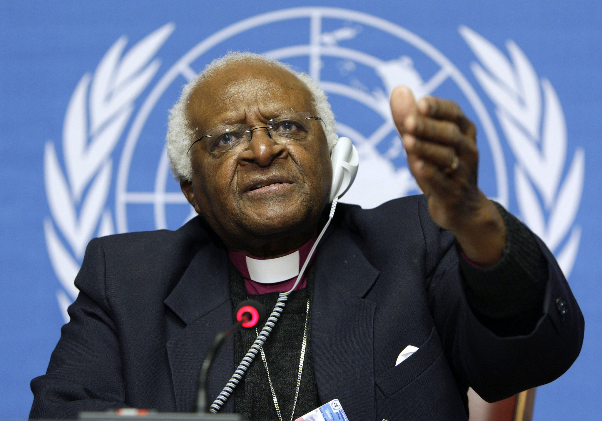 Desmond Tutu a Maduro: Libere a los presos políticos de Venezuela