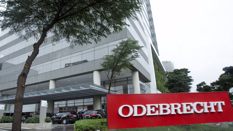 Brasil podría multar a Odebrecht por escándalo de Petrobras
