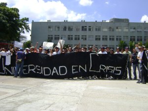 Profesores universitarios se van de Venezuela
