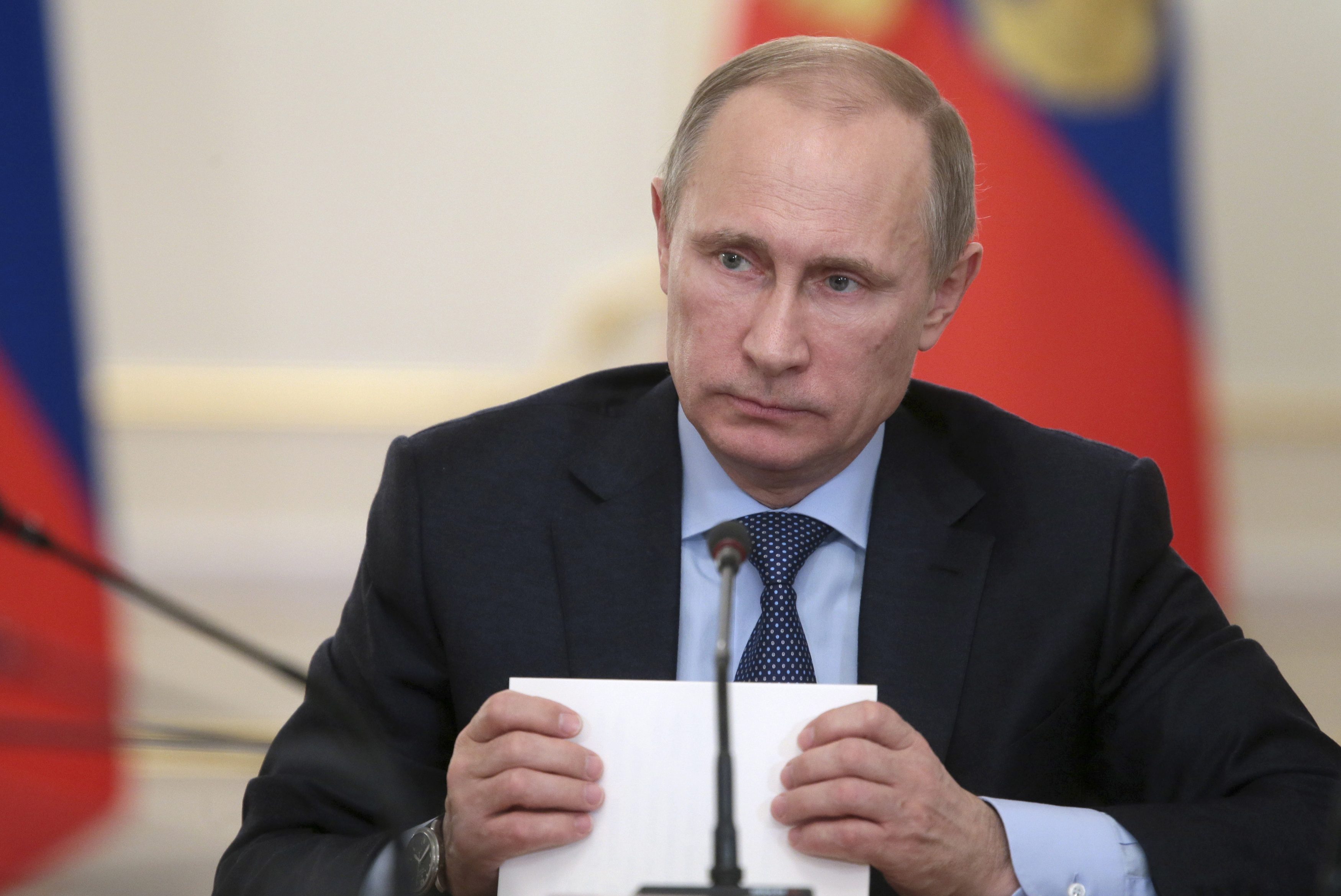 Putin criticó a altos cargos rusos por atenderse en centros médicos extranjeros