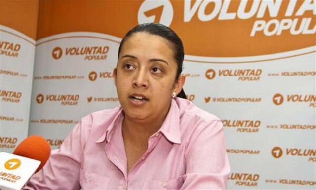 Gaby Arellano convoca a marchar por la partida de Maduro