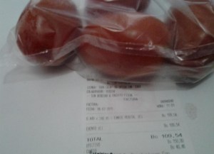 El precio “susto” del tomate perita (foto)