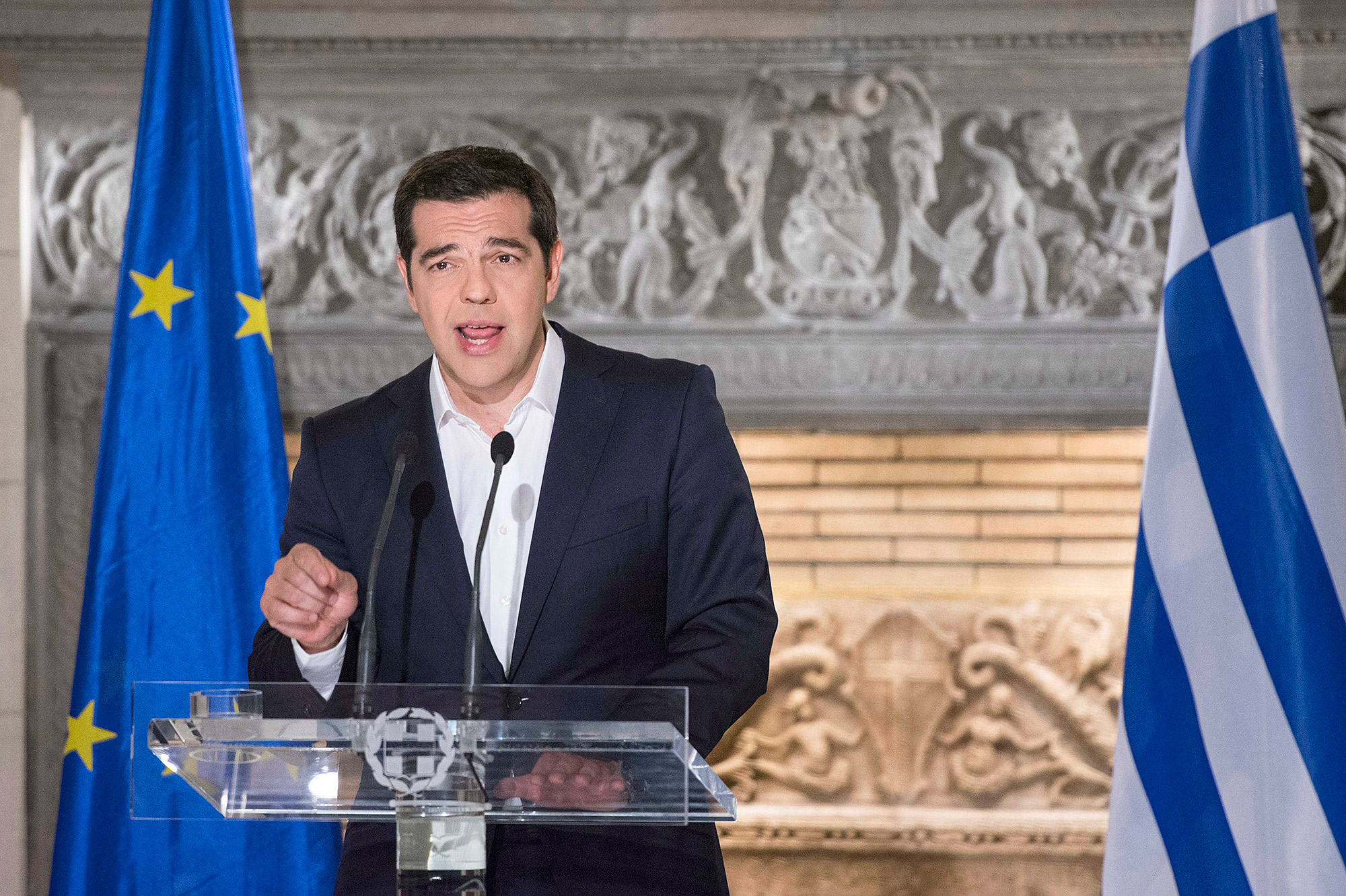 La oposición pide a Tsipras que aclare si sabía de un plan B de Varufakis