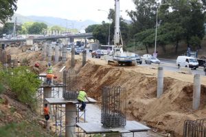 Autopista Valle-Coche con cierre parcial por trabajos de ampliación