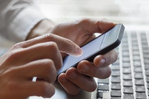 Anuncian aplicación para envío de mensajes de texto privados sin conexión a la web