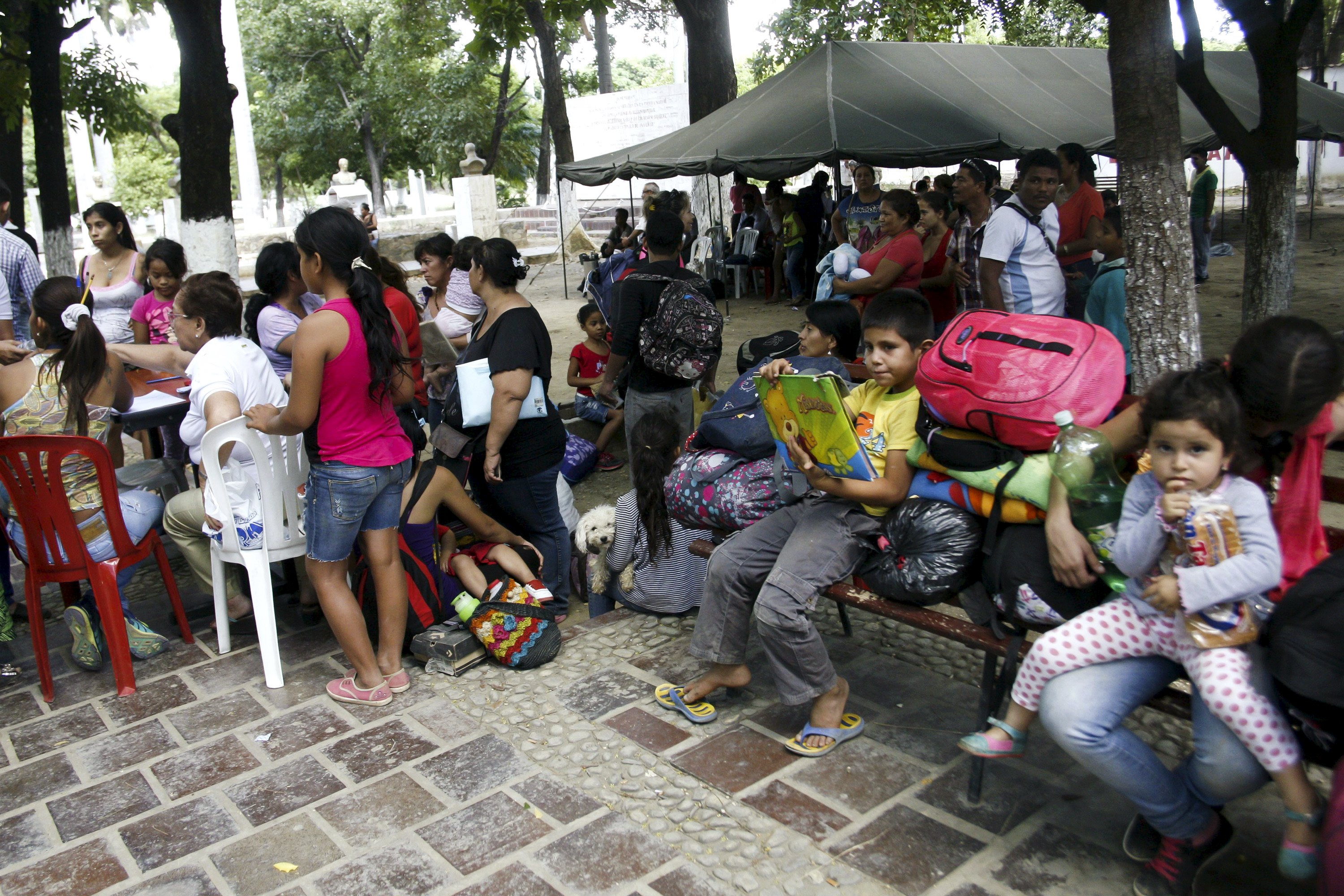 Colombia culmina acciones humanitarias de atención expulsados de Venezuela