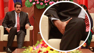 ¿Qué tenía Maduro en la pierna? (fotodetalles)
