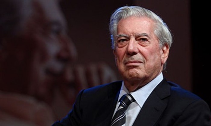 Vargas Llosa, elegido miembro de la Academia Francesa de la lengua