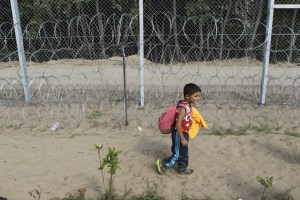 Alcalde italiano niega uso del campo de fútbol a un equipo de refugiados