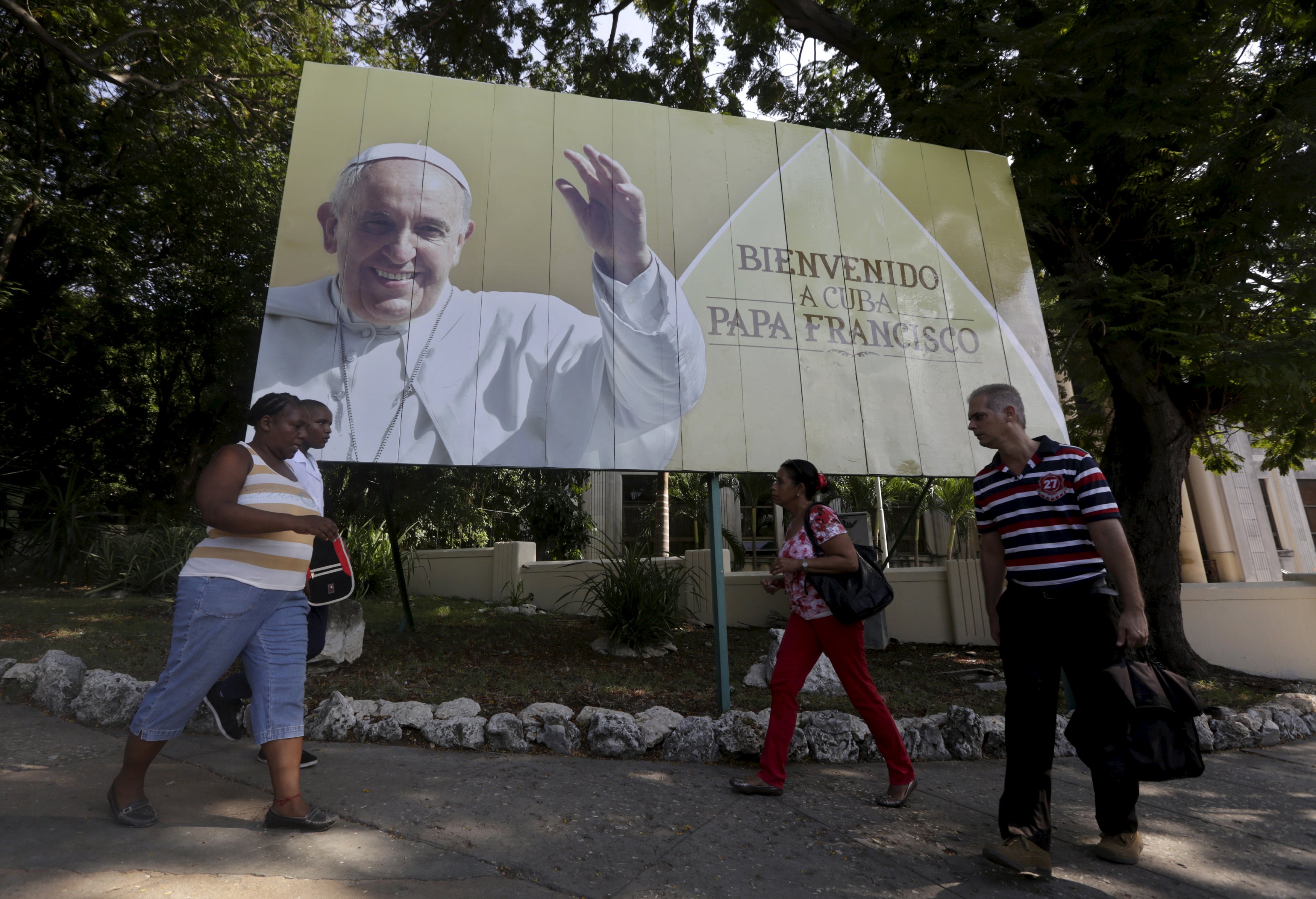 El Vaticano valora como un signo positivo el indulto de presos en Cuba
