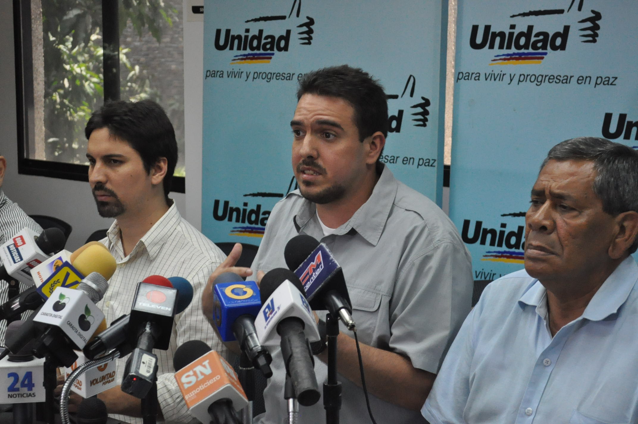 Stalin González y Freddy Guevara llaman a participar en campaña “Venezuela Quiere”