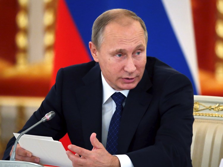 Putin: Nuestra tarea en Siria es estabilizar a sus autoridades legítimas
