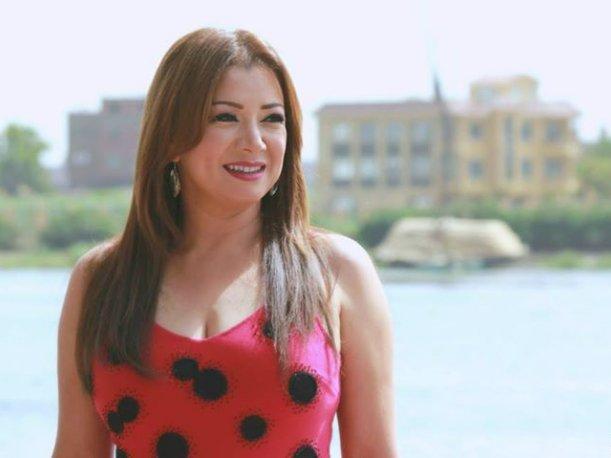 Denuncian en Egipto a presentadora de TV por defender las páginas porno
