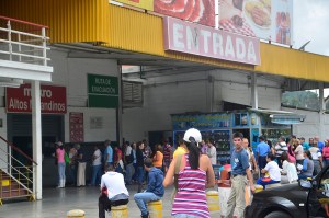 Arranca plan de distribución a bodegas patriotas en tiendas Makro de Miranda