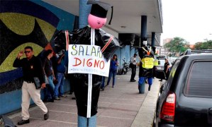 Al menos 100 profesores de la Ucla renunciaron por bajos sueldos