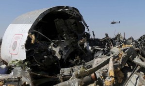 Aerolínea rusa descarta falla técnica o error del piloto en tragedia en Egipto