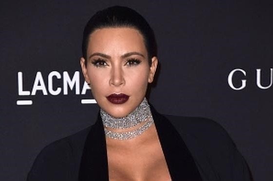 A Kim Kardashian le gusta el encaje negro (Fotos)