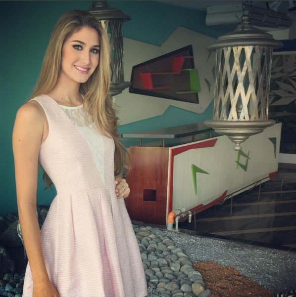 Miss Venezuela 2015 bailó merengue en Instagram y desató la envidia de sus seguidores (FOTOS)
