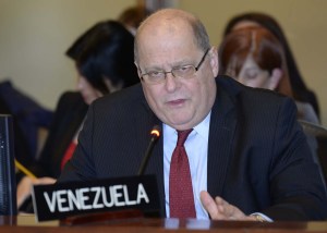 Embajador de Venezuela insiste en que es “ilegal” que Almagro aplique la Carta Democrática