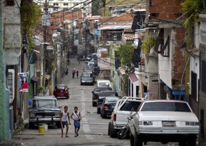 Maduro deberá lidiar con una compleja crisis económica sin el control de la AN