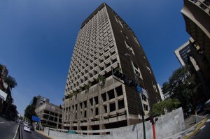 Banco Central de Venezuela evalúa con Nomura un préstamo por 1.000 MMUSD con garantía de bonos de Pdvsa