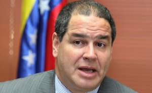 Luis Florido: Gobierno de Maduro persigue a quienes firmaron por el revocatorio