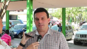 Ricardo Hernández: El Gobierno no atiende al mercado nacional pero quiere exportar